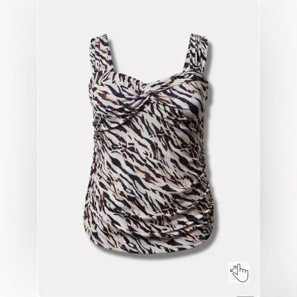 Torrid Studio Knit Sweetheart Twist Crop Top NEW size 4/4X Pristine Stripe Zebra - Picture 5 of 16